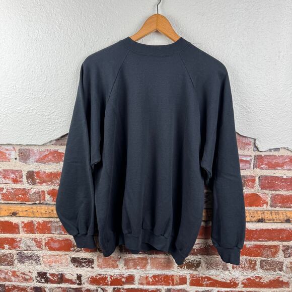 Vintage Halloween Sweatshirt Size XL Black Crewneck Too Old For Treats Funny 90s - Picture 6 of 6